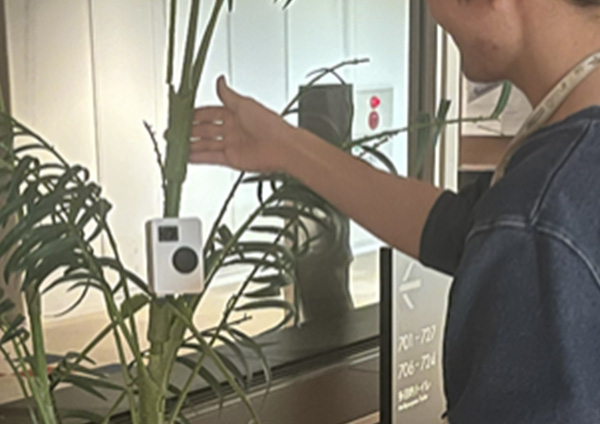 IoTアバターを使用した
障害者の観光行動支援